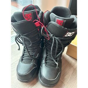 DC men’s Snowboard Boots size 10 2017